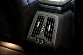 BMW iX2   eDrive20 
