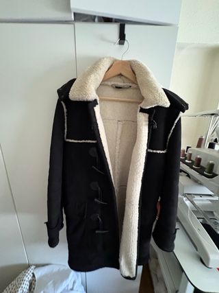 Abrigo borreguillo Zara negro