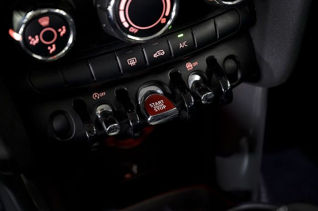 MINI Cooper   ONE 5 PUERTAS 