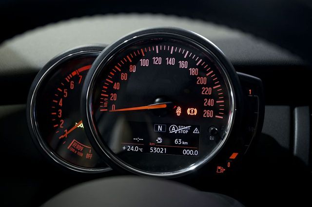 MINI Cooper   ONE 5 PUERTAS 