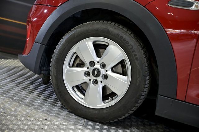 MINI Cooper   ONE 5 PUERTAS 