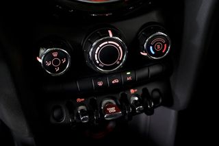 MINI Cooper   ONE 5 PUERTAS 