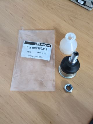 Rotula suspensión MG Rover RBK100381