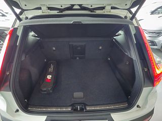 Volvo XC40 2.0 D3 150 CV R-DESIGN AUTO 