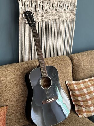 Guitarra acústica Fender negra