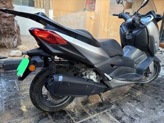 Yamaha XMAX 300 - 2020 Impecable