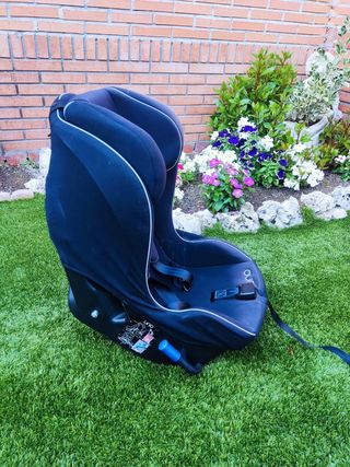 Silla coche acontramarcha grupo 1 (9-18kg). WobUno
