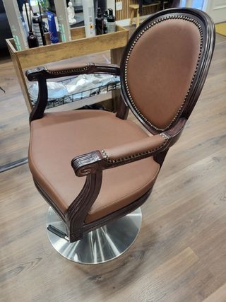 4 sillas de peluquería 