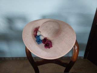 Pamela blanca y rosa - tocado