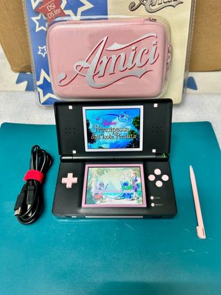 Nintendo DS Lite rosa e nera + giochi