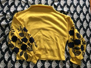 Jersey Amarilla Talla S - Flores