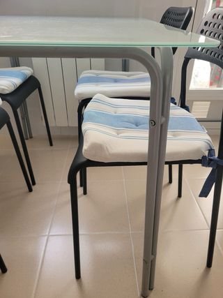 Mesa cristal Ikea - Gris y Blanca