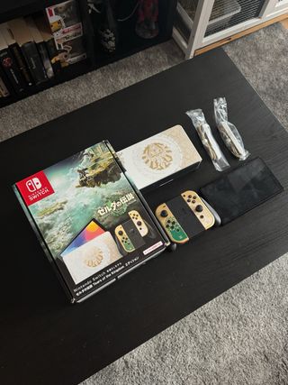 Nintendo Switch OLED - Edición Zelda 