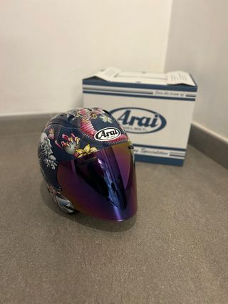 Casco Arai