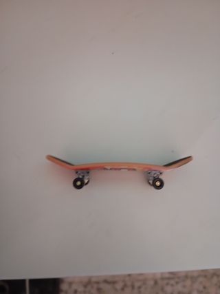 Tech Deck Toy Machine: Skate miniatura