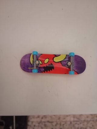 Tech Deck Toy Machine: Skate miniatura