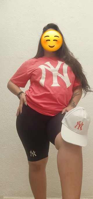 Conjunto NY Yankees: T-shirt y shorts, gorra