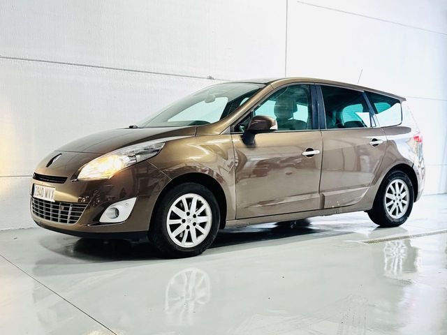 RENAULT Grand Scenic Dynamique 1.9dCi 130cv 5 plazas
