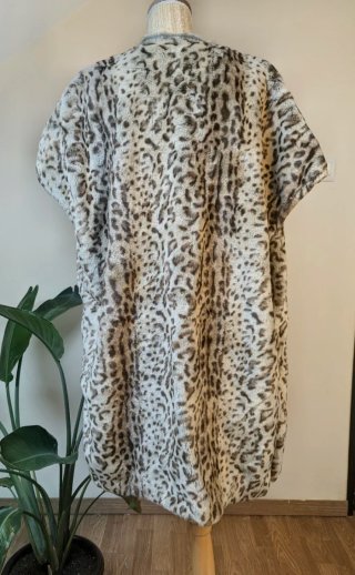 Abrigo de piel sintética estampado leopardo