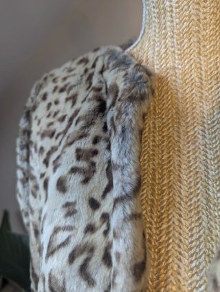 Abrigo de piel sintética estampado leopardo