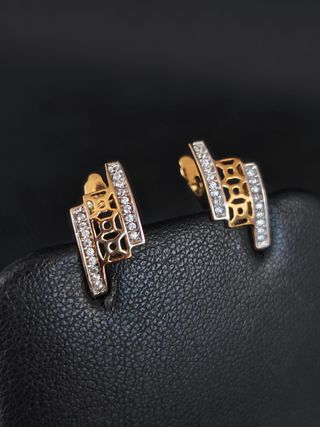 Pendientes oro18k irregular circonitas051-04-00370