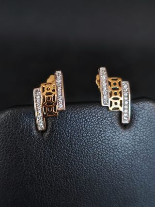 Pendientes oro18k irregular circonitas051-04-00370