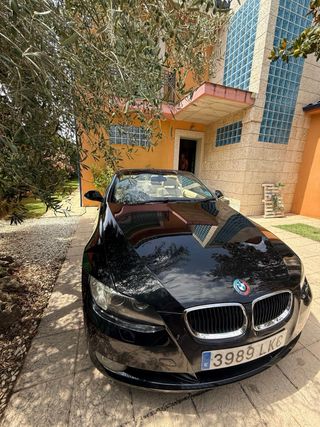 BMW E93 2008