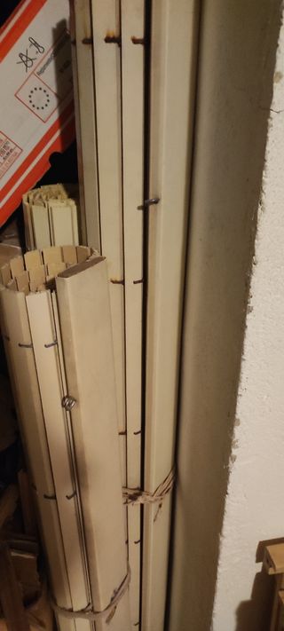 Persianas venecianas beige plástico