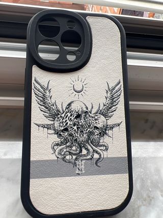 Funda iPhone 13 Pro - Calavera