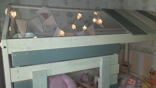 Cama infantil Cabaña de madera de Conforama