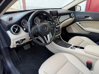 Mercedes-Benz GLA 220d