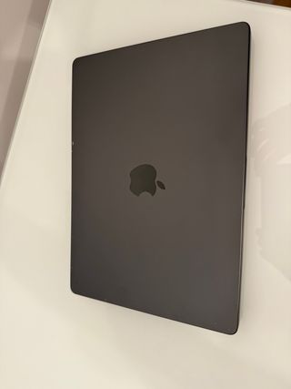 MacBook Pro m4 14" 512GB Gris Espacial feb 2025