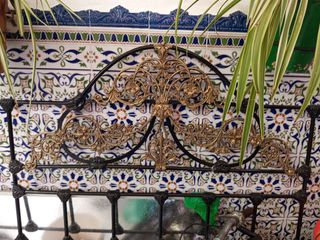 Cabecera cama antigua metal dorada