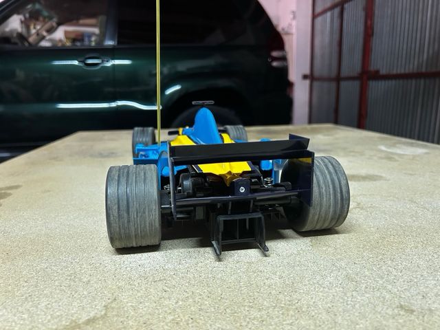 Coche RC F1 Renault R25