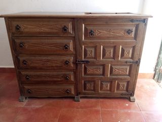 Máquina coser Alfa Antigua con mueble.