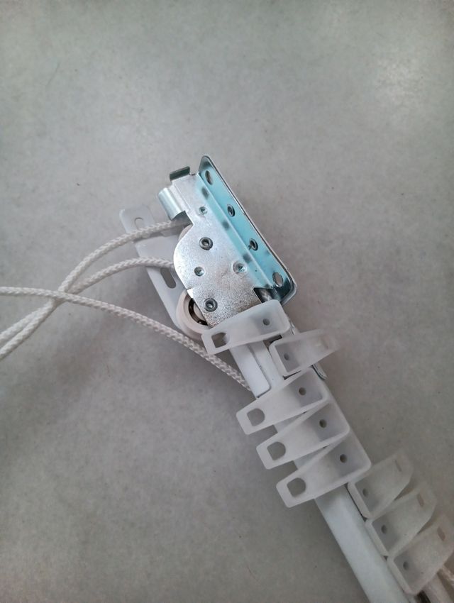 Riel techo extensible blanco 120 cm mínimo