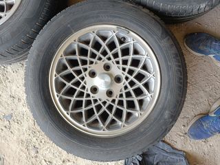 4 Llantas originales Chrysler Voyager 16" y neumát