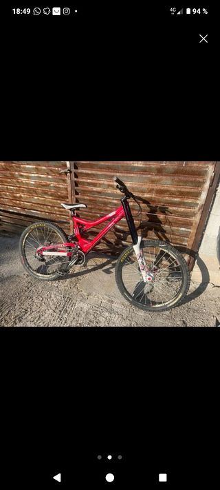 bici downhill freeride Commencal Supreme DH 