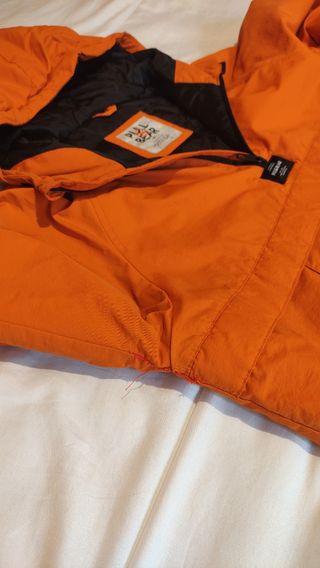 Chaqueta Pull&Bear naranja talla M