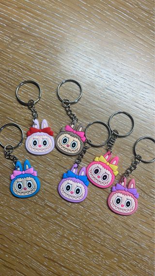 Llaveros Labubu lazo