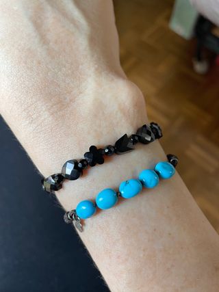 1 Pulsera Tous piedra ónix con oso u ositos