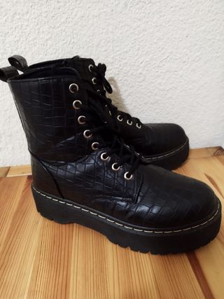 Botines negros Issimo - plataforma