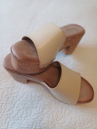 Zapatos Dospies - cuñas beige