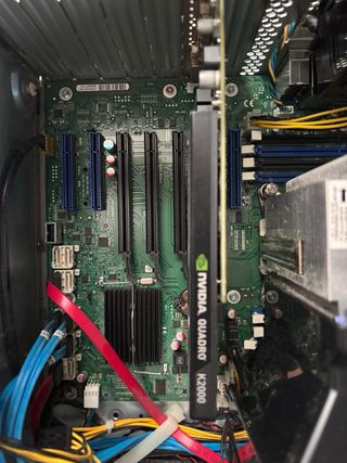 PC Intel Xeon 8GB RAM