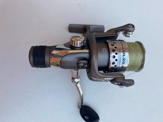 Caña y carrete pesca