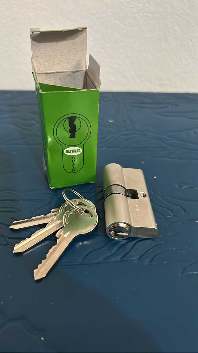 Cerradura seguridad Amig 2102