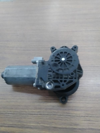 Motor elevalunas delantero derecho Peugeot