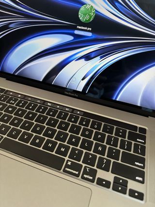 MacBook Pro 16" Touch Bar 