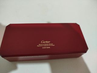 Estuche Cartier rojo dorado