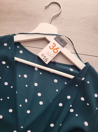 Vestido lunares verde sin estrenar
